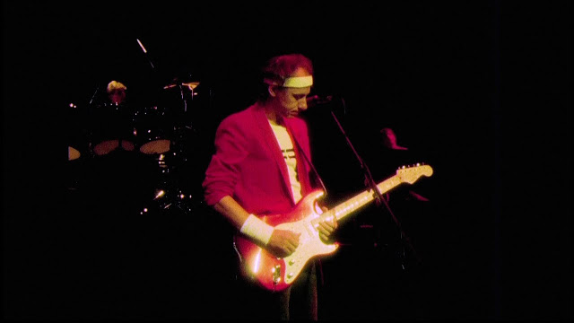 dire-straits-alchemy-mostrou-um-gigante-chamado-mark-knopfler