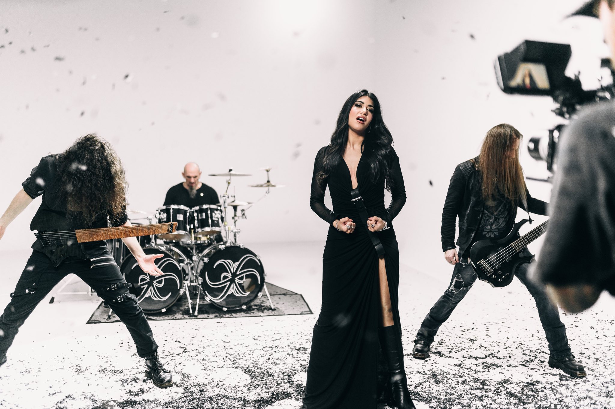Xandria libera clipe de “Colours”