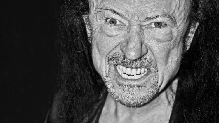 Morreu Cronos, frontman do Venom